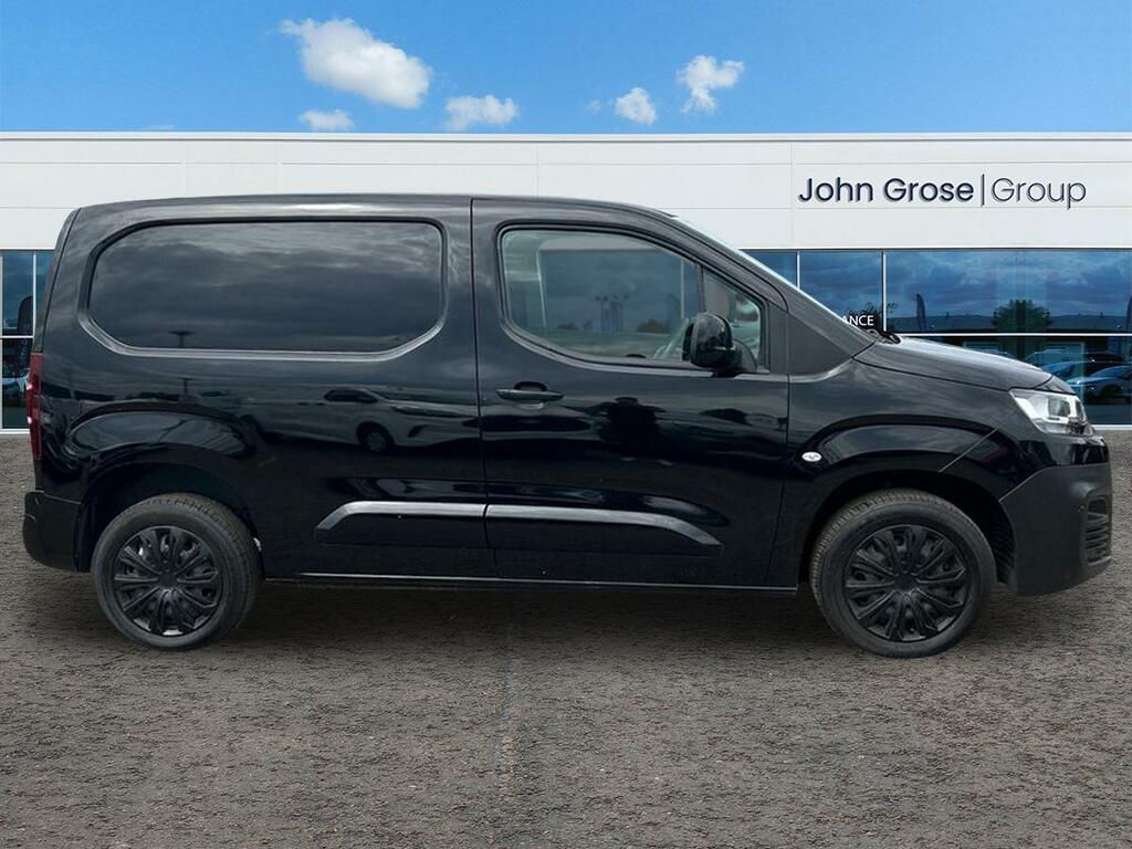 Citroen Berlingo 1.5 Bluehdi 1000Kg Driver Edition 130Ps Eat8 Ss AV23BHZ Black #2