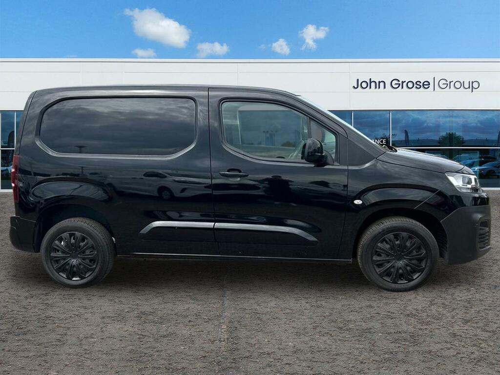 Citroen Berlingo 1.5 Bluehdi 1000Kg Driver Edition 130Ps Eat8 Ss AV23BHZ Black #2