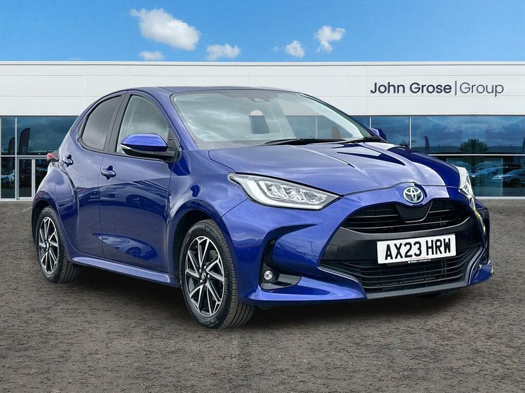 Toyota Yaris 1.5 Hybrid Design Cvt Hatchback Blue