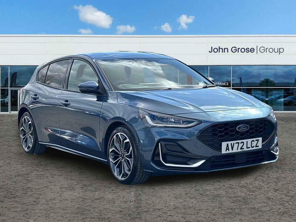 Ford Focus 1.0 Ecoboost St-line Vignale Hatchback AV72LCZ Blue
