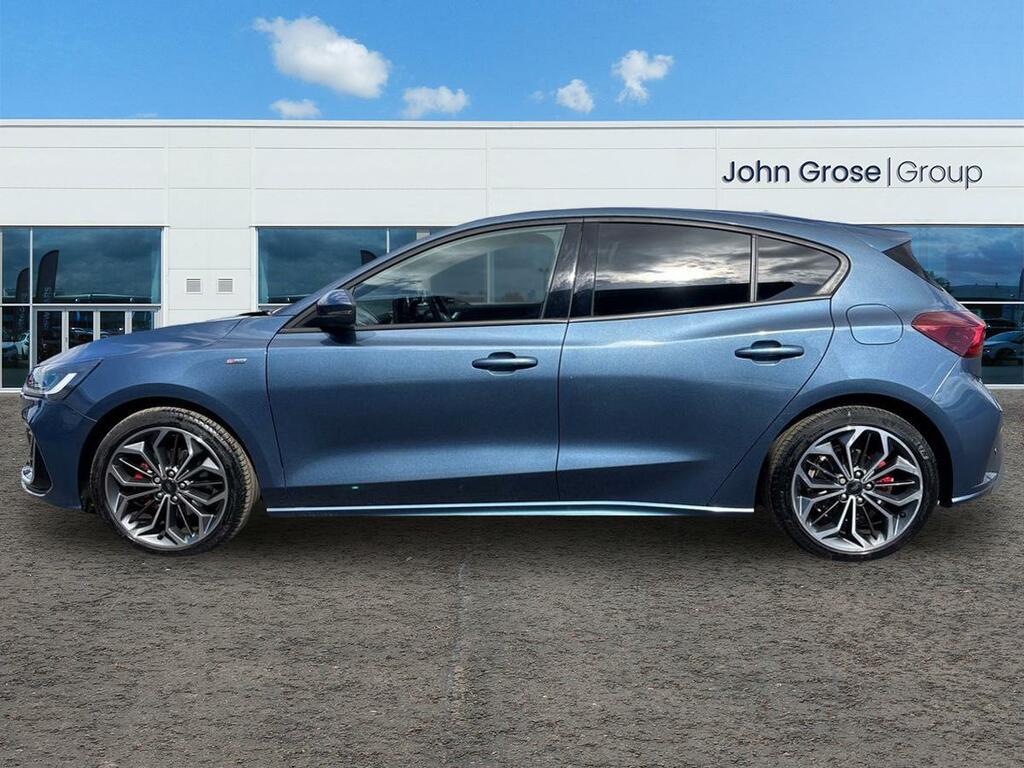 Ford Focus 1.0 Ecoboost St-line Vignale Hatchback AV72LCZ Blue #6
