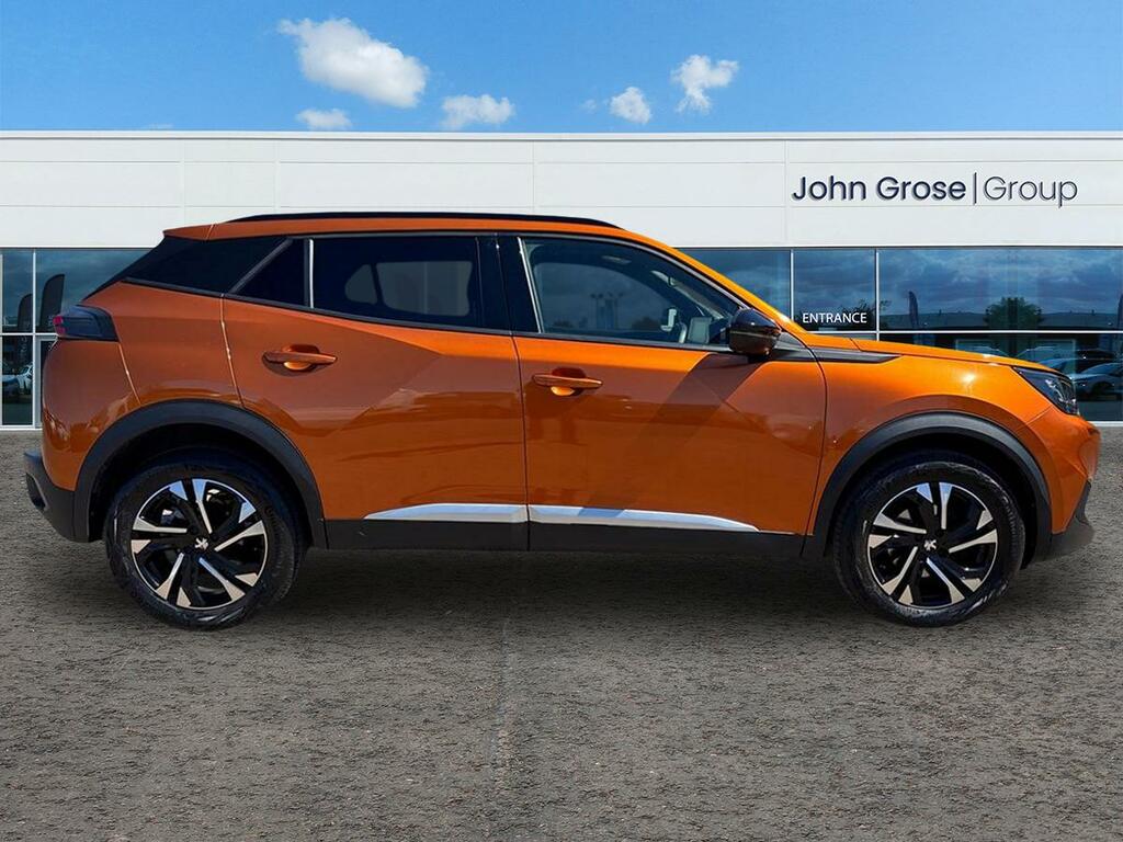 Peugeot 2008 1.2 Puretech Allure Premium Estate AV23FLX Orange #2