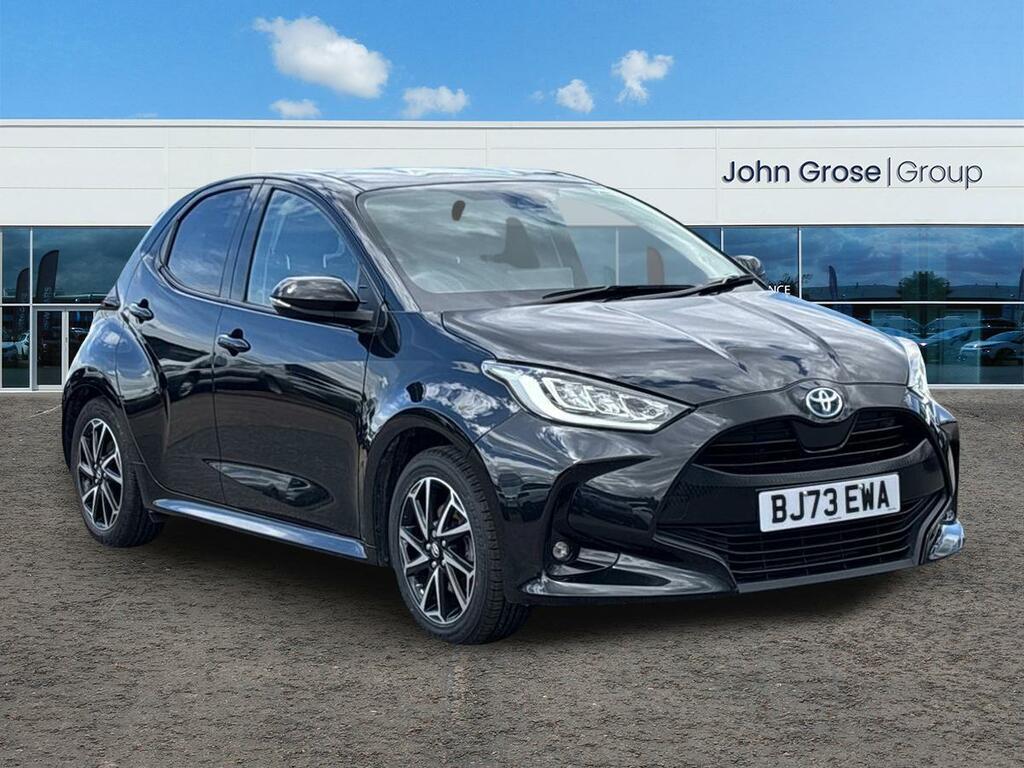 Toyota Yaris 1.5 Hybrid Design Cvt Hatchback BJ73EWA Black