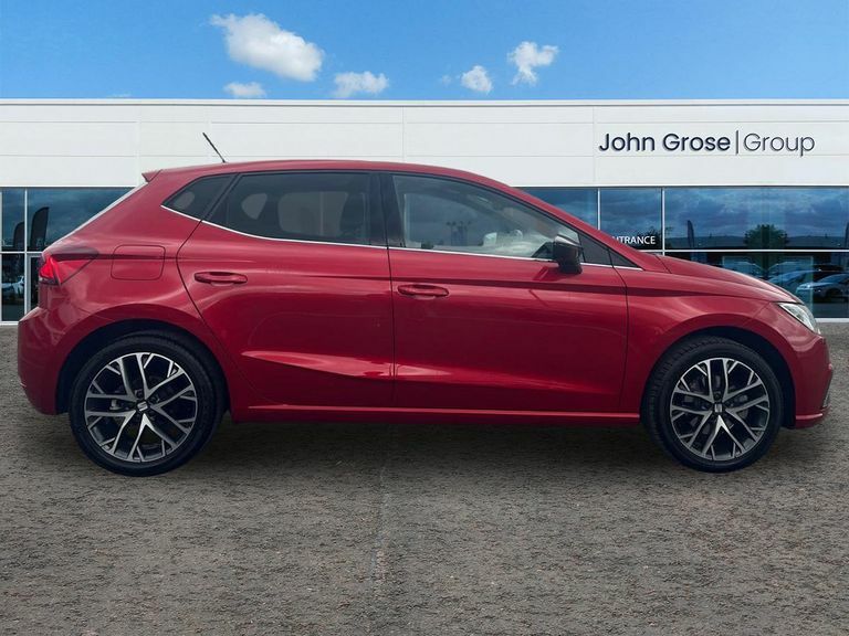 Seat Ibiza 1.0 Tsi 115 Xcellence Dsg Hatchback BP24POV Red #2