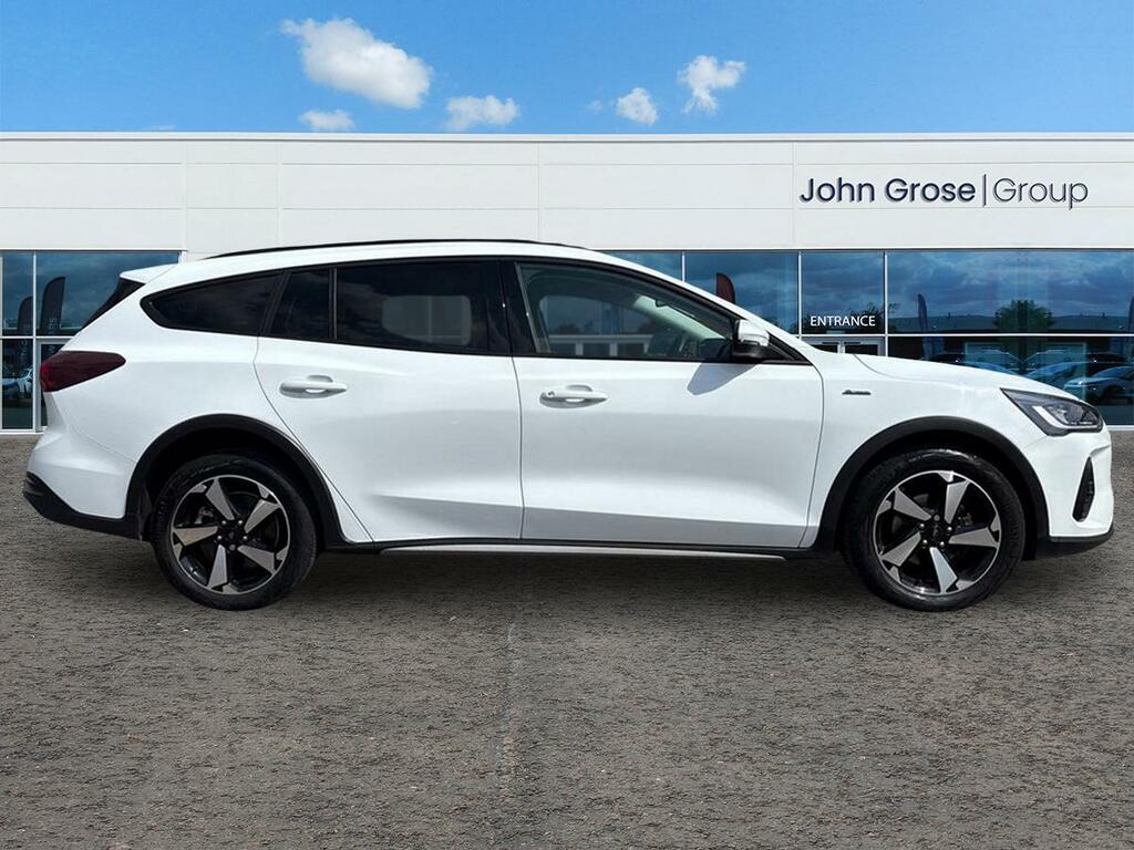 Ford Focus 1.0 Ecoboost Active Estate AO23HNE White #2