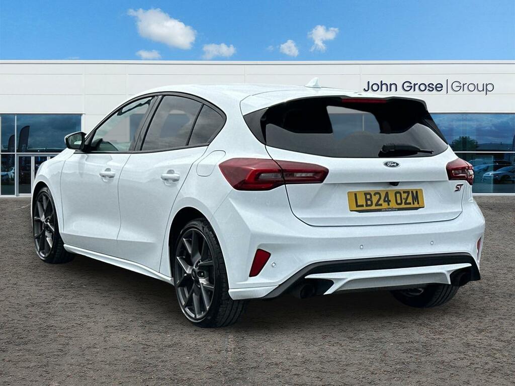 Ford Focus 2.3 Ecoboost St Hatchback White #5