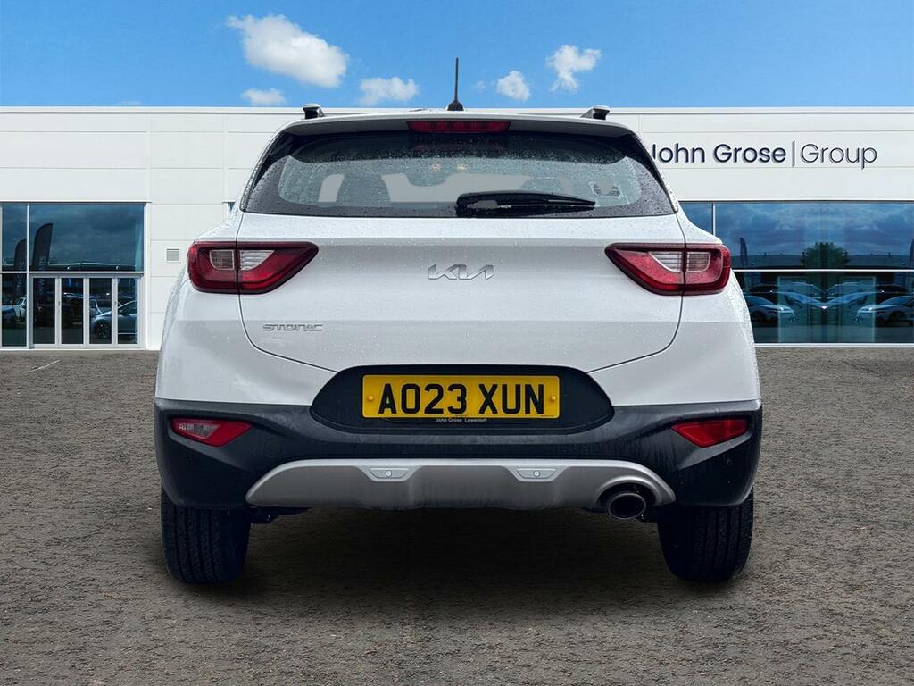 Kia Stonic 1.0T Gdi 99 2 Estate White #4