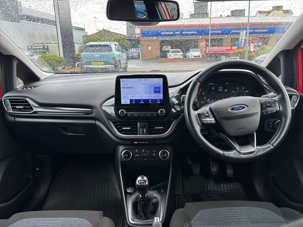 Ford Fiesta Trend White #12