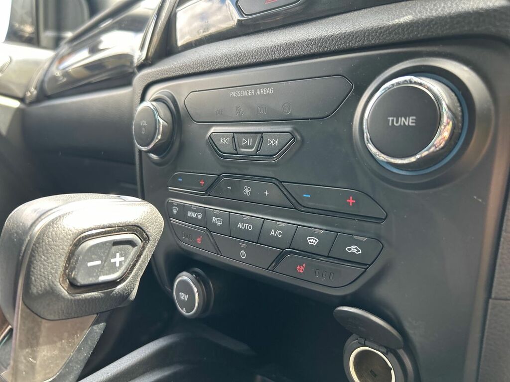Ford Ranger Wildtrak Black #15