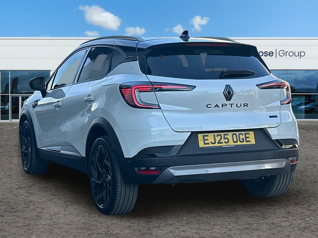 Renault Captur 1.6 E-tech Full Hybrid 145 Esprit Alpine White #5