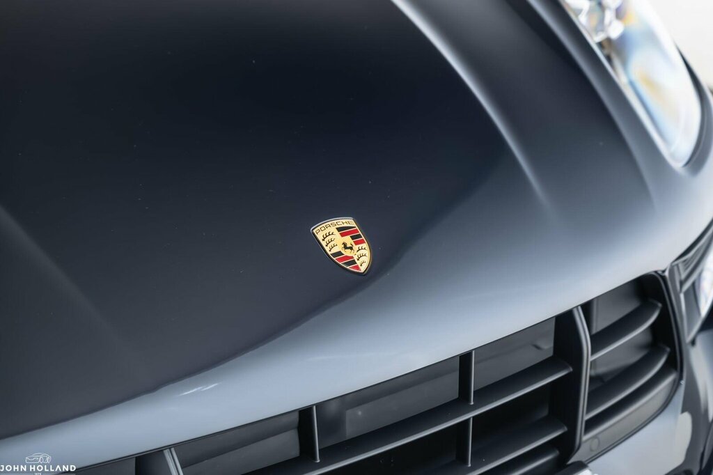 Porsche Macan Cooper Classic Red #12