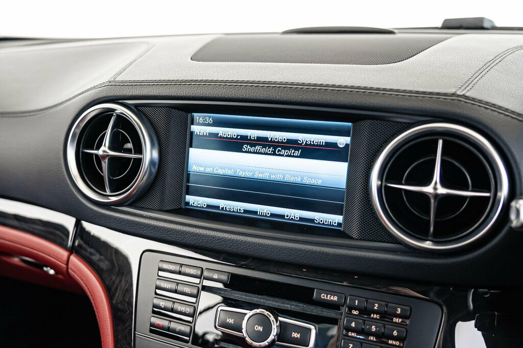 Mercedes-Benz SL Class Sl63 Amg White #32
