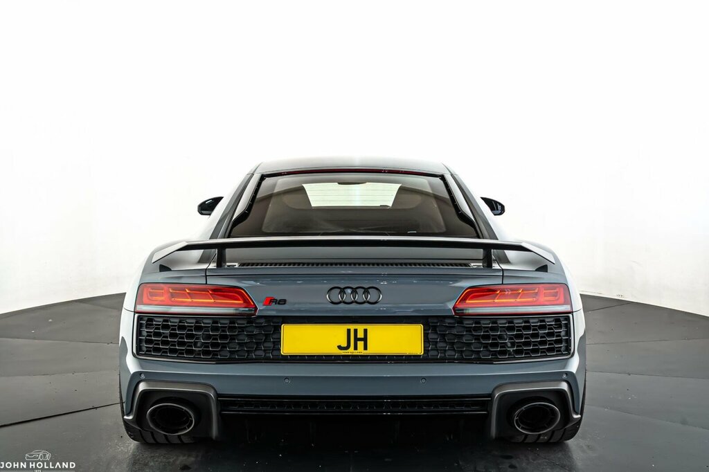Audi R8 V10 Plus Quattro Red #8
