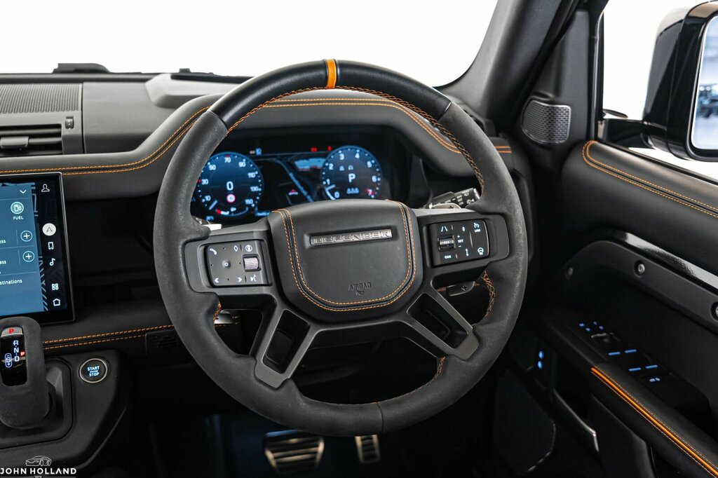Land Rover Defender X-dynamic Hse Black #40