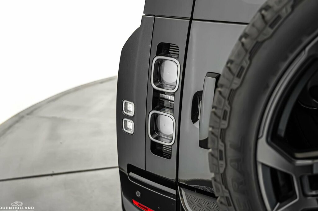 Land Rover Defender X-dynamic Hse Black #17