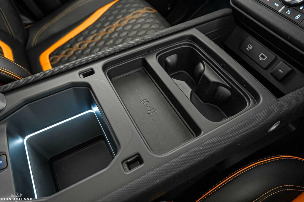 Land Rover Defender X-dynamic Hse Black #38