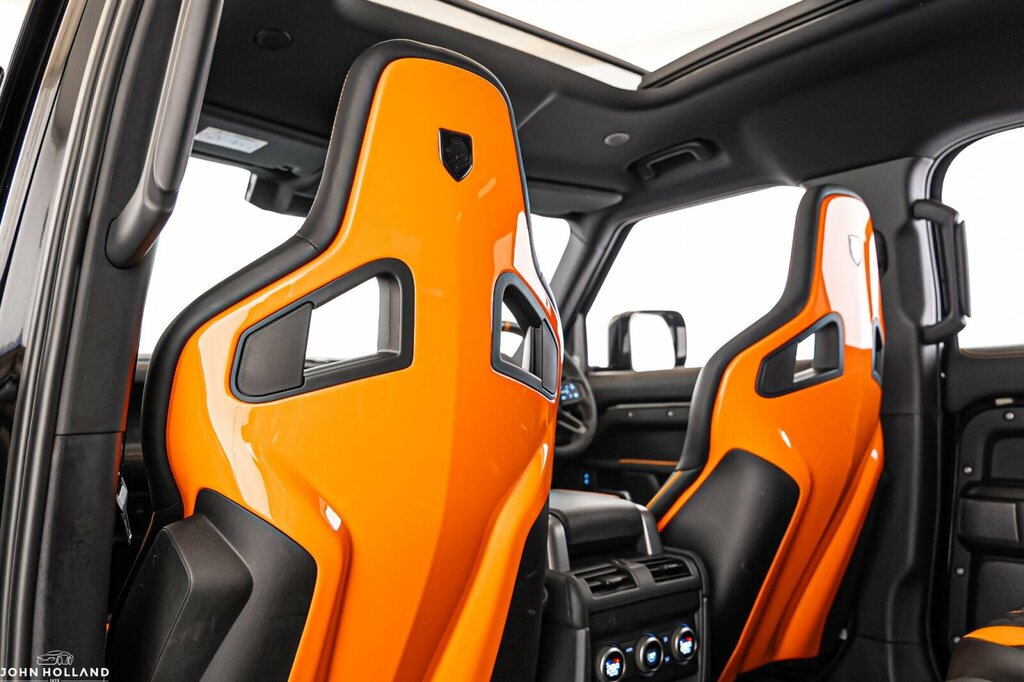 Land Rover Defender X-dynamic Hse Black #30
