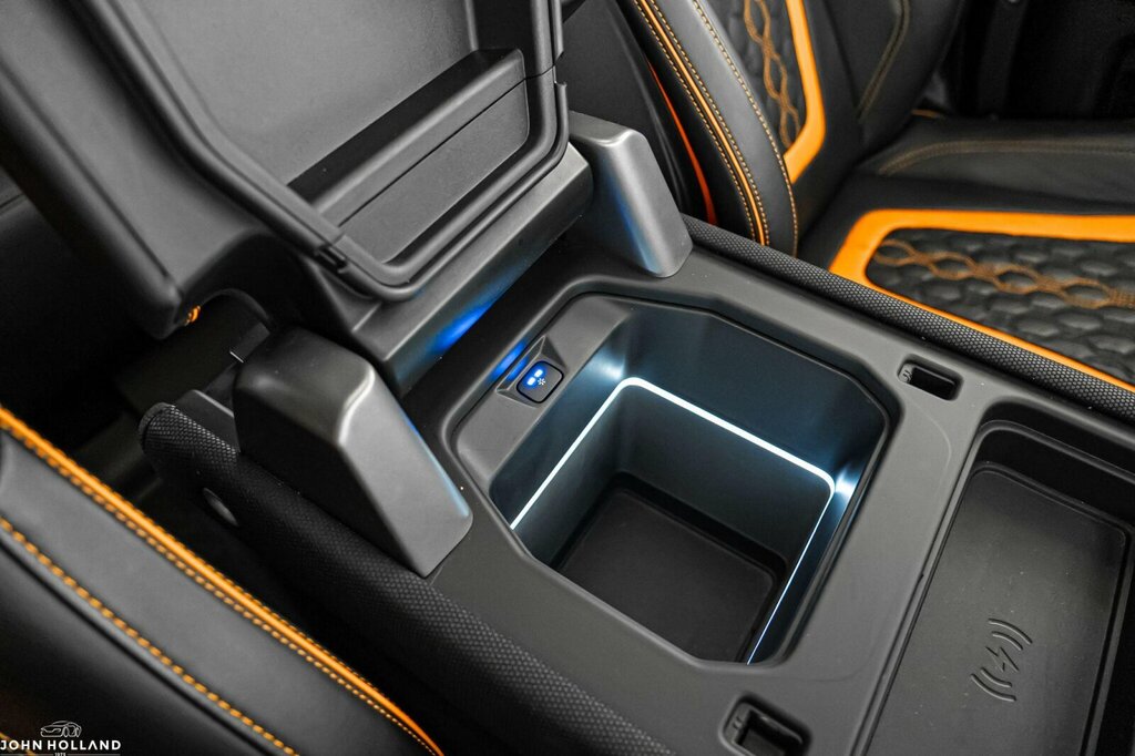 Land Rover Defender X-dynamic Hse Black #39