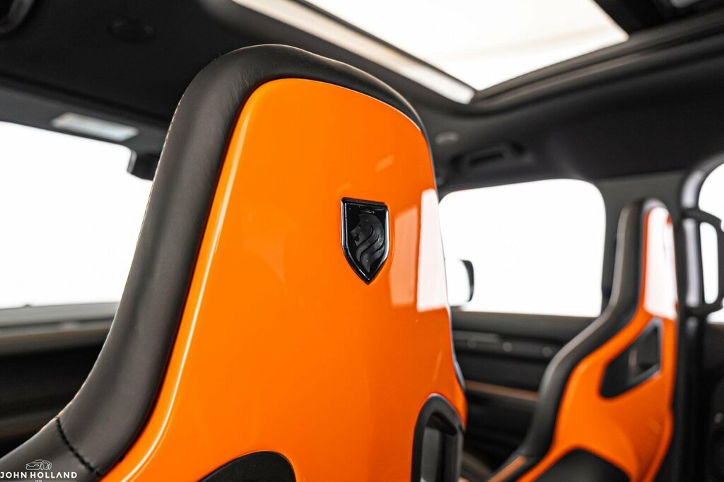 Land Rover Defender X-dynamic Hse Black #31