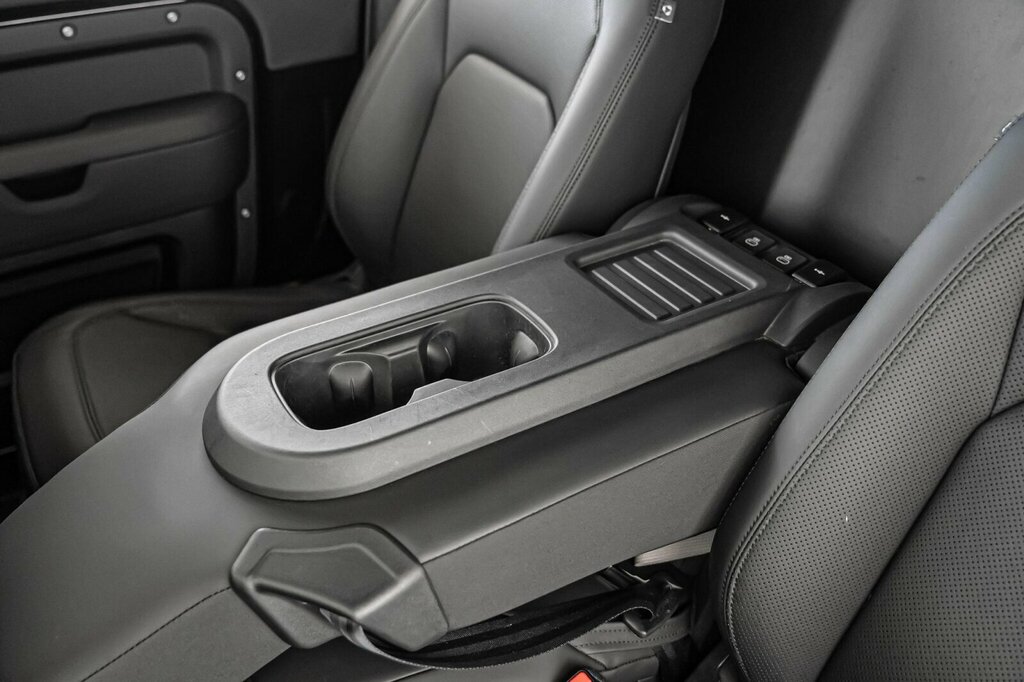 Land Rover Defender X-dynamic Hse Grey #13
