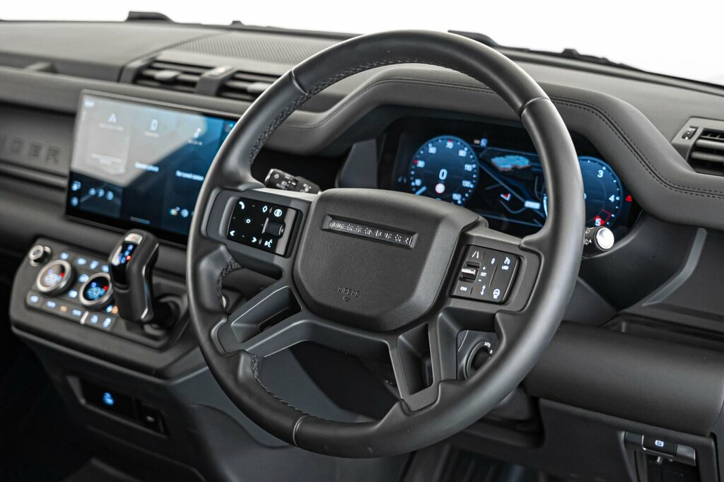 Land Rover Defender X-dynamic Hse Grey #24