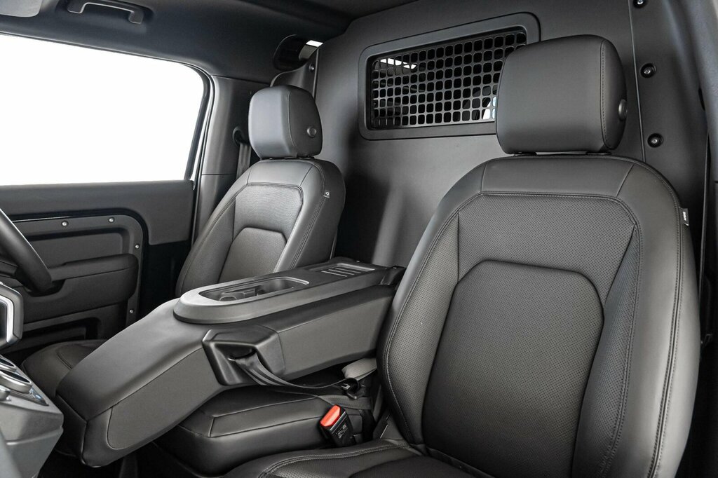 Land Rover Defender X-dynamic Hse Grey #10