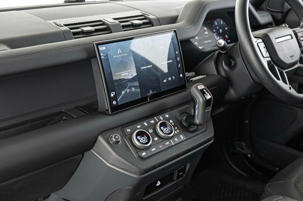 Land Rover Defender X-dynamic Hse Grey #15