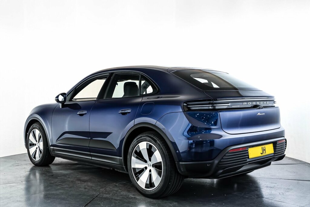 Porsche Macan 100Kwh Auto 5dr NX25LHC  #2