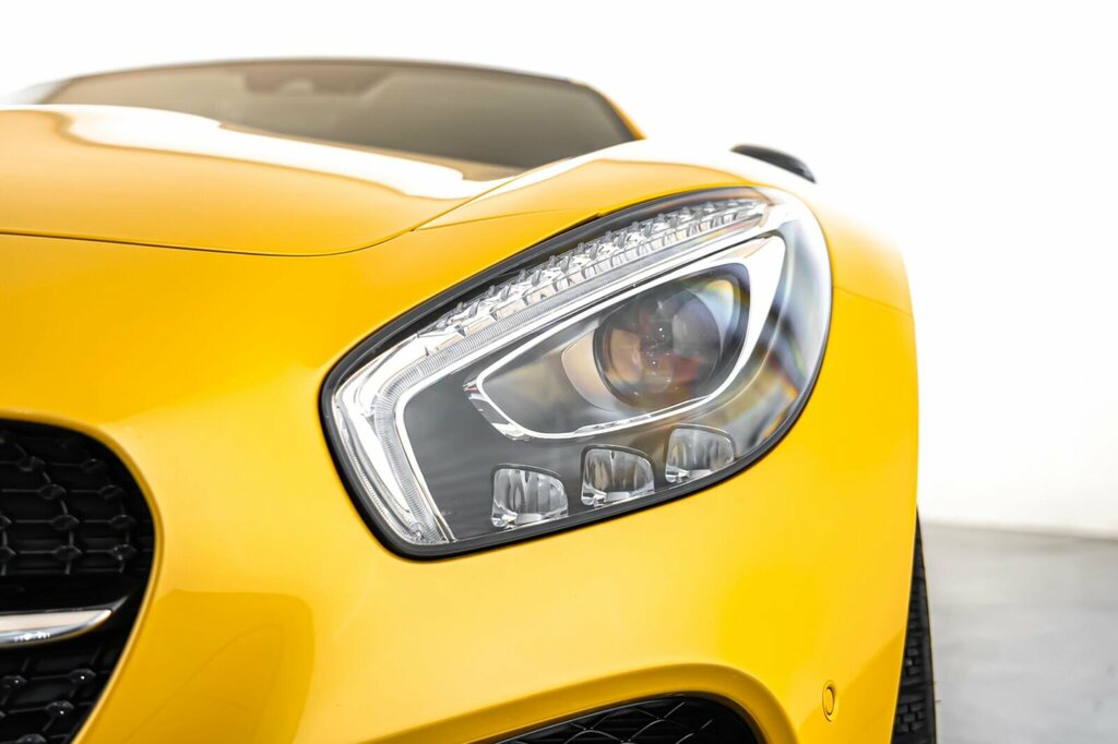 Mercedes-Benz AMG GT Hatchback White #13