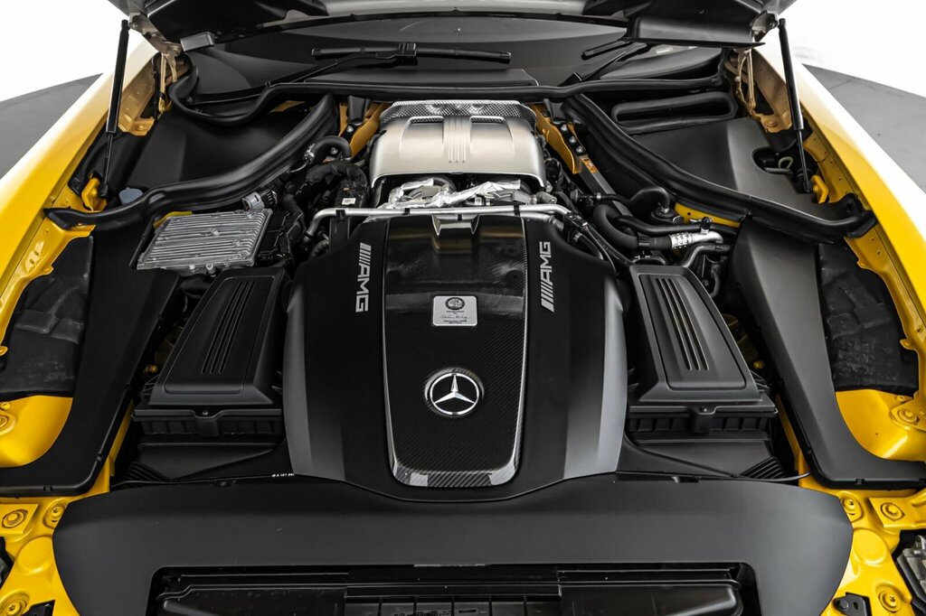 Mercedes-Benz AMG GT Hatchback White #35
