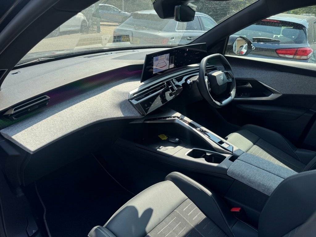 Peugeot 3008 1.2L Gt HK25ZNR Black #4