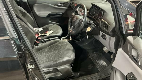 Vauxhall Corsa Se Hatchback Black #6