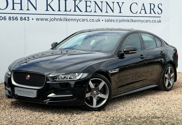 Jaguar XE R-sport Saloon Black #3