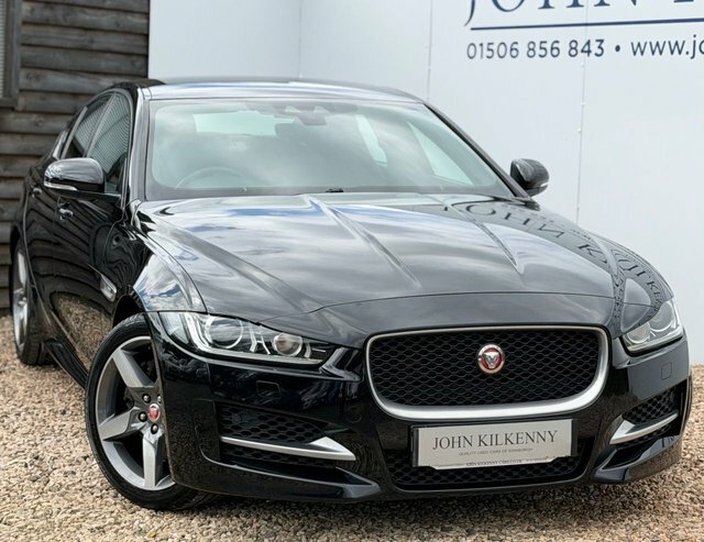 Jaguar XE R-sport Saloon Black #2