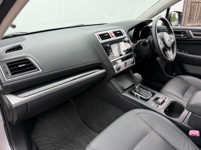 Subaru Outback D Se Premium Silver #21