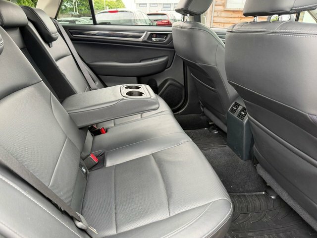 Subaru Outback D Se Premium Silver #36