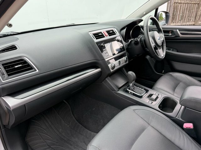 Subaru Outback D Se Premium Silver #22