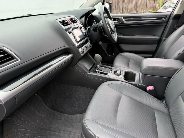 Subaru Outback D Se Premium Silver #26