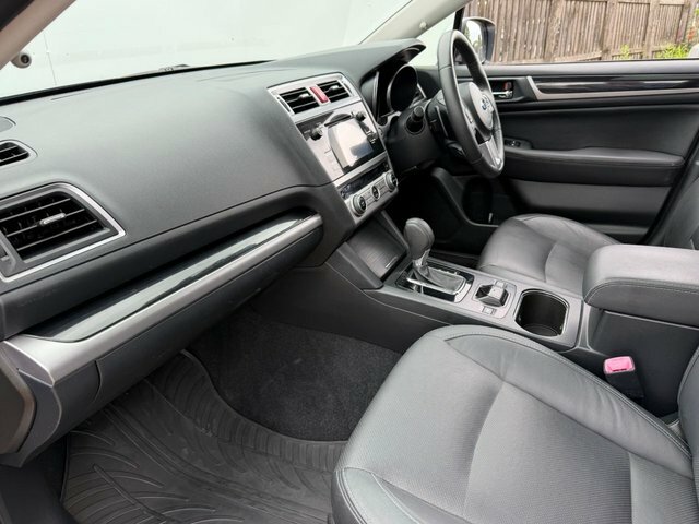 Subaru Outback D Se Premium Silver #25