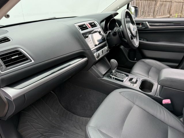 Subaru Outback D Se Premium Silver #24