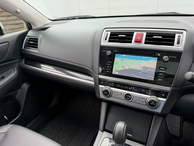 Subaru Outback D Se Premium Silver #37