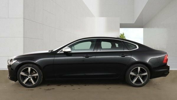 Volvo S90 D4 R-design Saloon Black #6