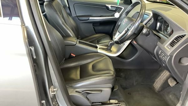 Volvo XC60 D4 Se Nav Suv Grey #5