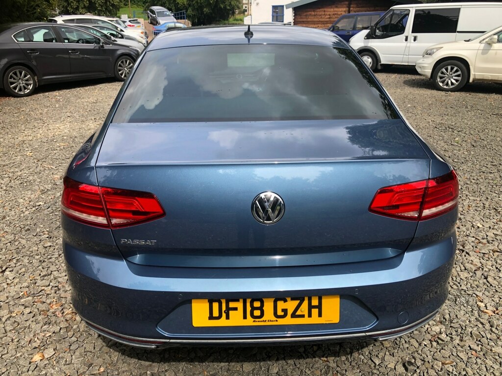 Volkswagen Passat 1.4 Tsi 150 R-line Panoramic Roof Blue #4