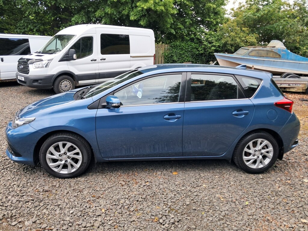 Toyota Auris 1.2T Icon Blue #4