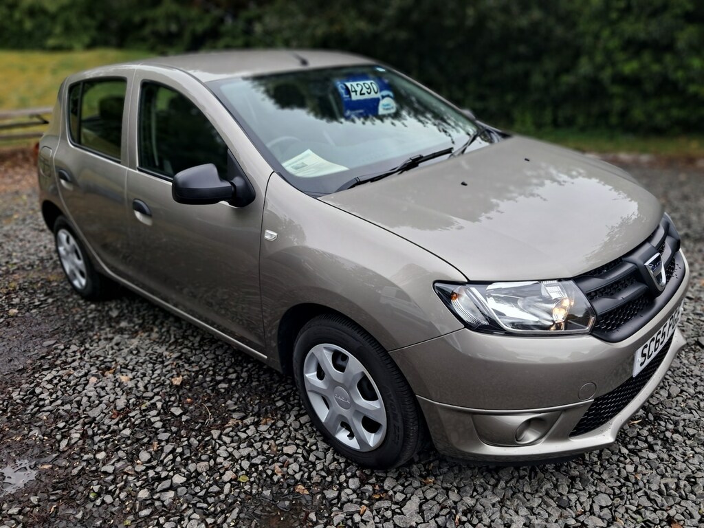 Dacia Sandero 1.2 16V 75 Ambiance Beige