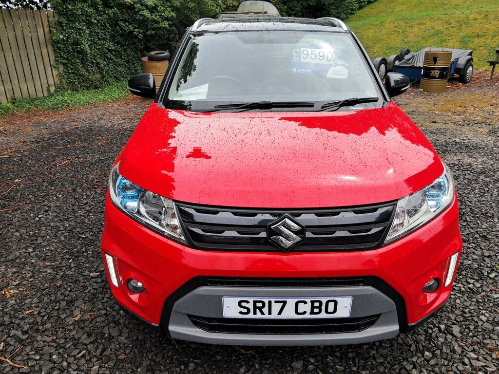 Suzuki Vitara 1.6 Sz5 Red #2