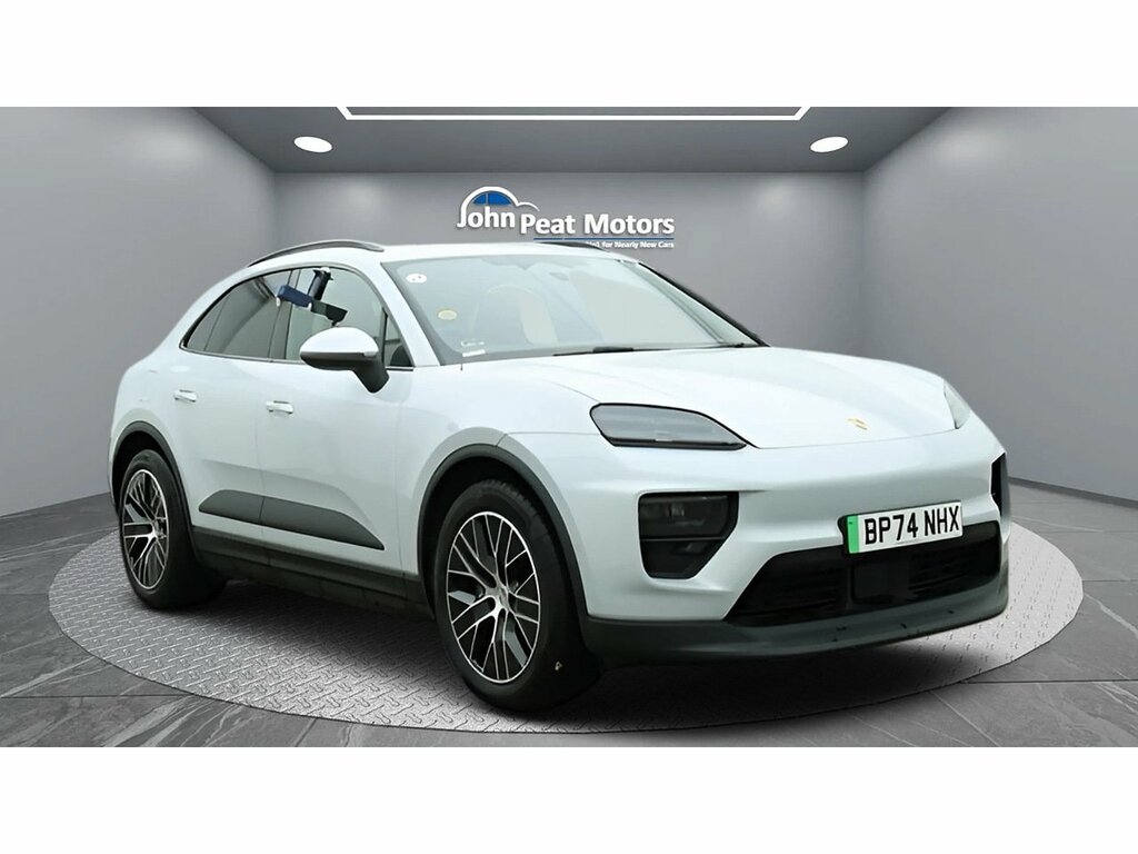 Porsche Macan 4 Grey #2