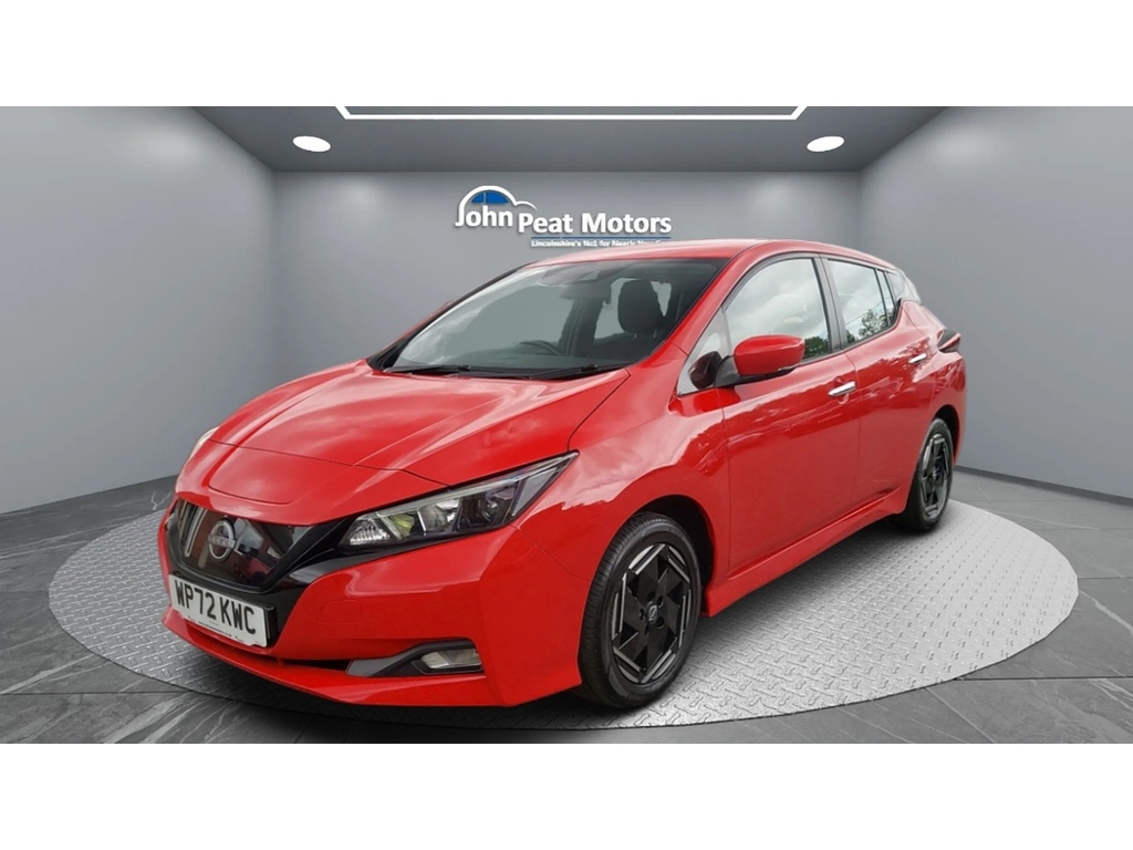Nissan Leaf Acenta WP72KWC Red