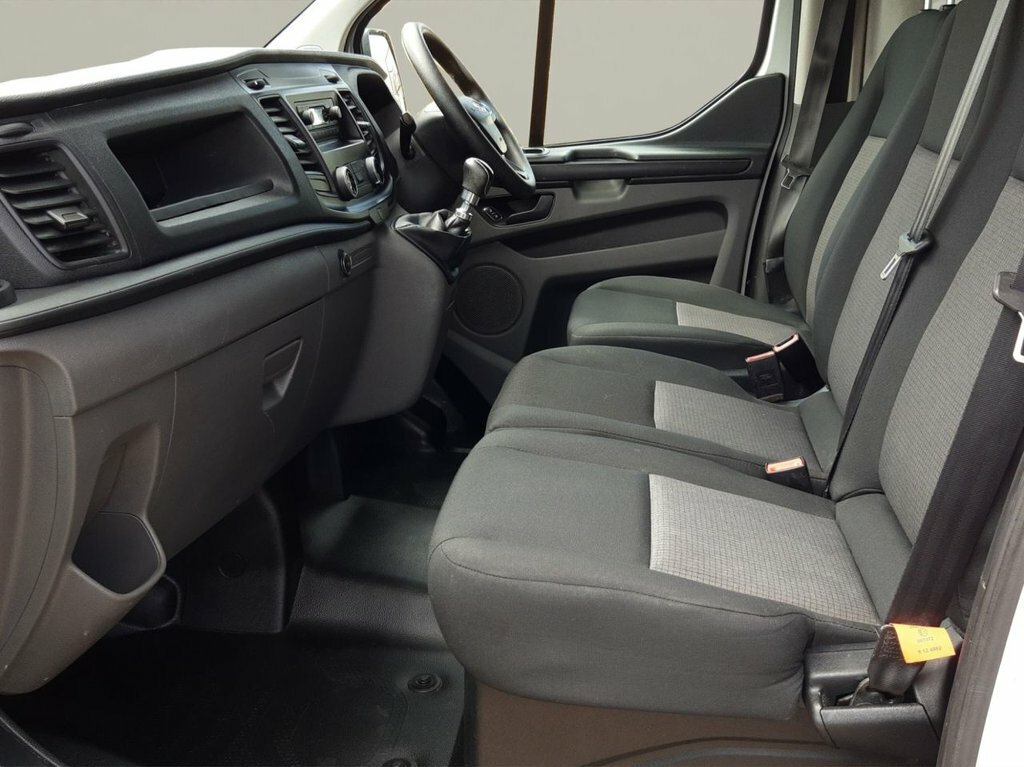 Ford Transit Custom 2L Null YC19WGW White #4